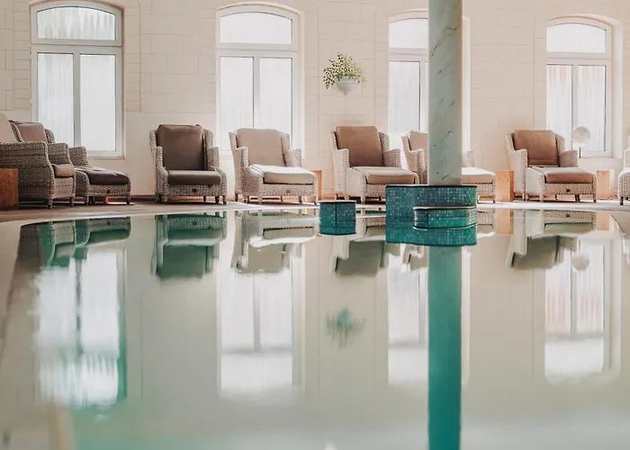 Tides Boutique Hotel